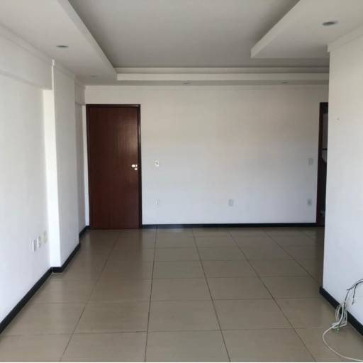 Estou vendendo apartamento no residencial Minas Tower. por Mondo-Japa & Grill
