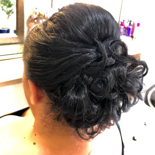 Penteados - Elegância em Cada Detalhe - Exclusividade e Sofisticação