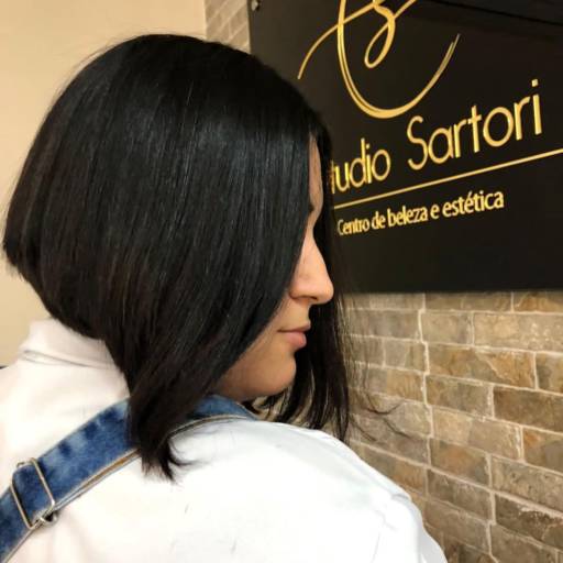 Progressiva - Cabelos Alinhados e Sedosos - Transformação Duradoura com Suavidade