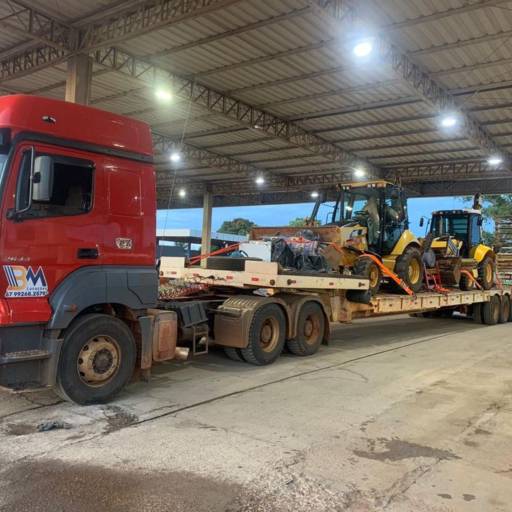Aluguel de Retroescavadeira em Três Lagoas - Soluções Práticas e Eficientes por BM SERVICOS E TRANSPORTE MUNCK E PRANCHA 
