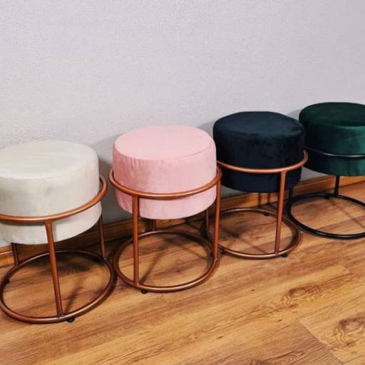 Puff Argola Liso por A.D.E.S Estofados