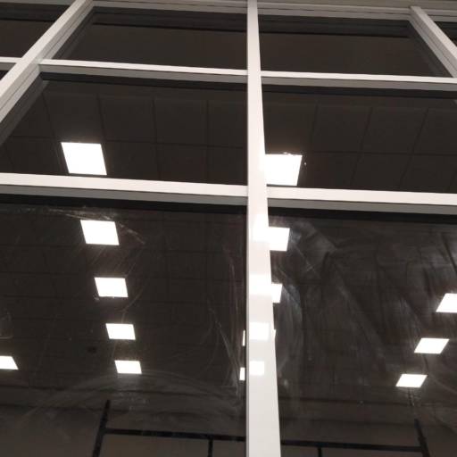 Comprar o produto de Impermeabilização de Vidros - Proteção e Durabilidade - Sorocaba em Limpa Vidros pela empresa Magic Limp em Sorocaba, SP por Solutudo