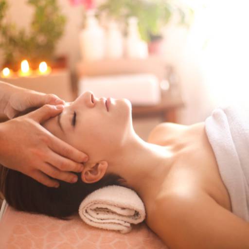 Massagem 360( massagem drenagem, modela e relaxa)  por Aurora - Estética de bem estar