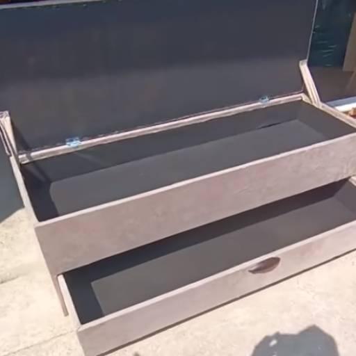 Sapateira Baú com Gaveta por A.D.E.S Estofados