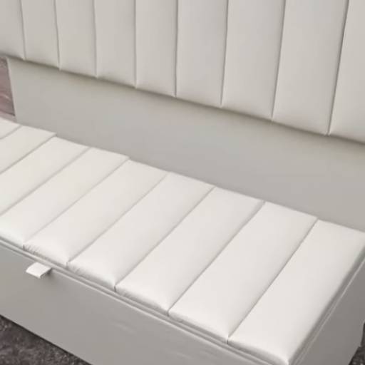 Kit de Cabeceira e Puff Baú de Cama por A.D.E.S Estofados