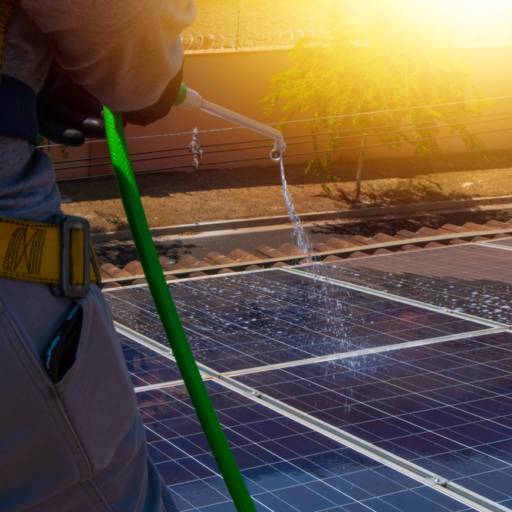 Limpeza e Manutenção de Sistema Fotovoltaico - Maximize Sua Eficiência Energética - Grande São Paulo por Barbosa Serviços