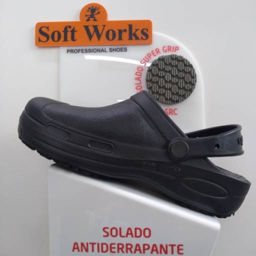 Crocs Soft Works em Boituva, SP por Zello EPI's