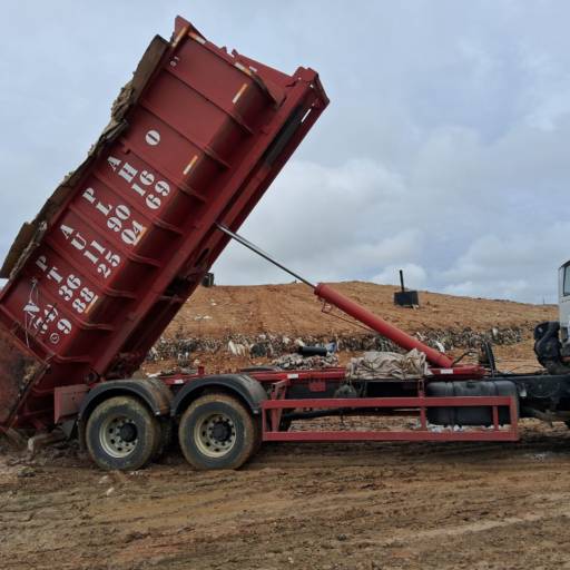 Roll-on Roll-off - Soluções Eficientes para Gestão de Resíduos - Petrolina, PE por Papa Entulho - Coleta de Entulhos e Resíduos Orgânicos