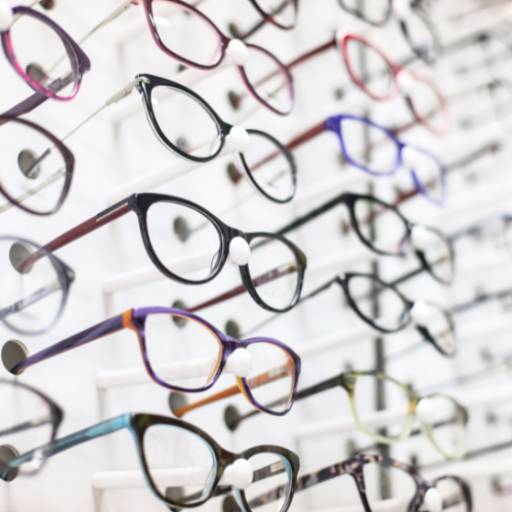 Comprar o produto de Armações de Óculos de Grau: Estilo e Conforto para a Sua Visão em Alto Longá em Ótica pela empresa Ótica Longá em Alto Longá, PI por Solutudo
