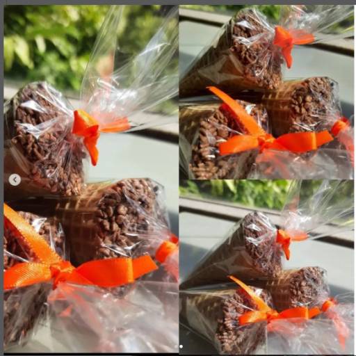 Já conhece nossos Cones Trufados? por Colinas Ateliê