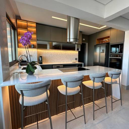 Projeto de Cozinha Planejada em Belo Horizonte por Marcen'Art Moveis Ltda