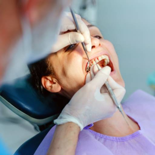 Cirurgia Oral por Dr. Jorge Almeida - Odontologia