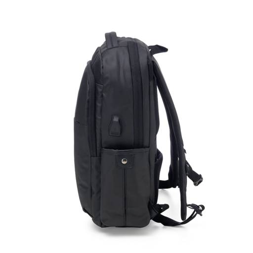 20061 Mochila Couro Sintético USB 20 Litros em São José do Rio Preto, SP por Public Gráfica e Brindes