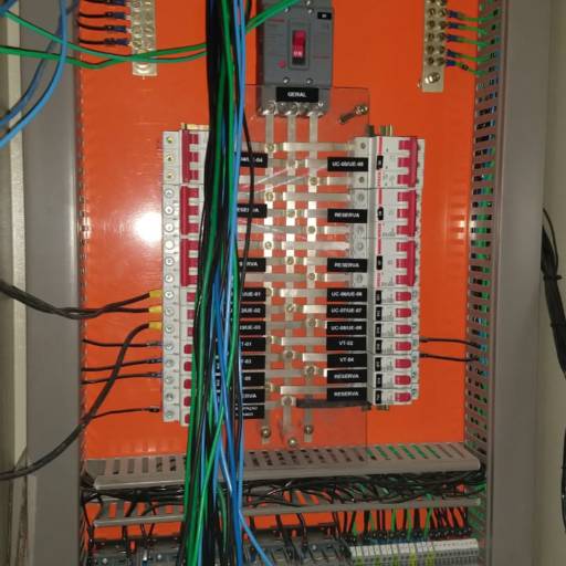 Instalação Elétrica e Pintura realizada em Salvador por SRF Instalações Elétricas em Geral