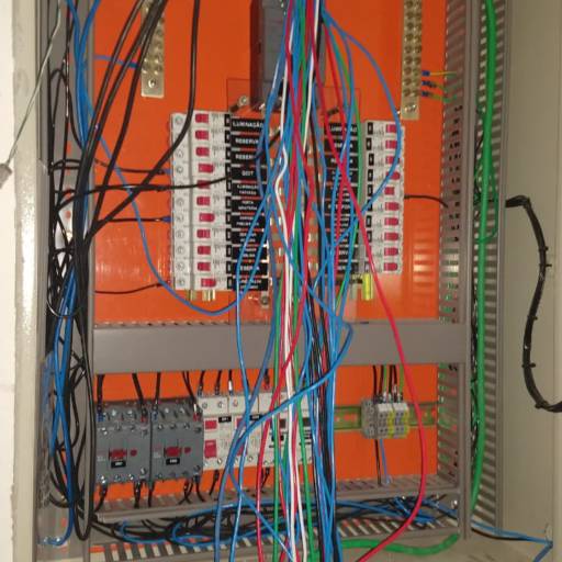 Instalação Elétrica e Pintura realizada em Salvador por SRF Instalações Elétricas em Geral