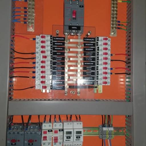 Instalação Elétrica e Pintura realizada em Salvador por SRF Instalações Elétricas em Geral