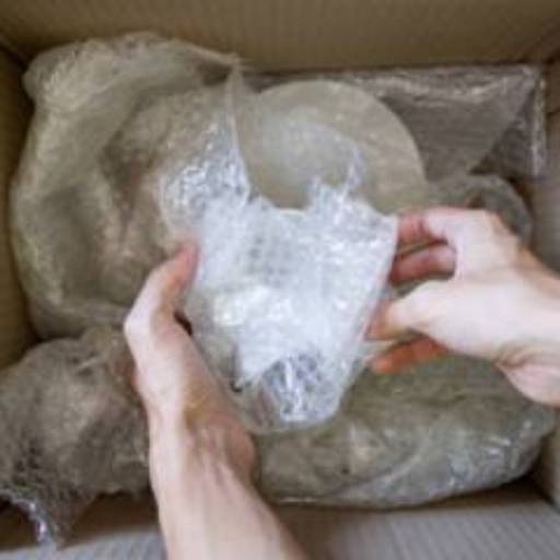 Plástico Bolha para Mudança - Proteção Essencial para sua Mudança Residencial - Rio de Janeiro em Rio de Janeiro, RJ por Arca das Caixas Embalagens de Papelão & Plástico Bolha - Empresa de Embalagens e Plastico Bolha