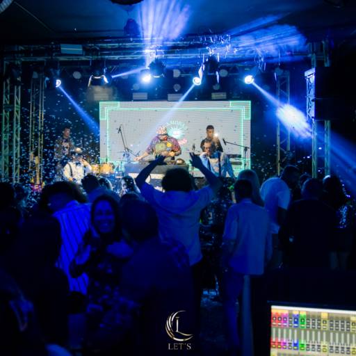 Produção de Eventos Personalizados - Mamonas Assassinas Cover por NTN Produções & Eventos