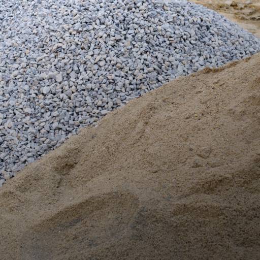 Comprar o produto de Areia para Concreto em Depósito de Areia e Pedra pela empresa Galvão Pedra e Areia em Itapetininga, SP por Solutudo