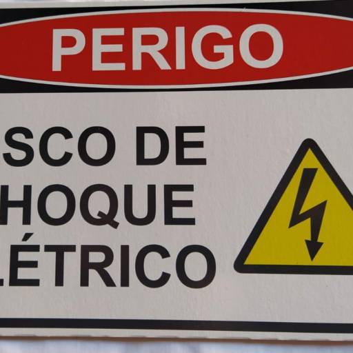 Placas de Advertência em Bauru por Templaka Sinalização