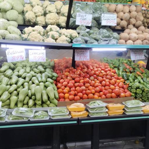Venha para o Sacolão Avenida Centro Leopoldina MG por Sacolão Avenida (Centro) 