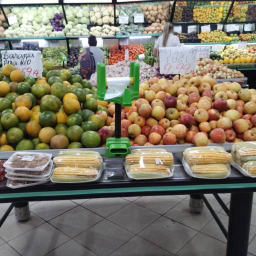Venha para o Sacolão Avenida Centro Leopoldina MG por Sacolão Avenida (Centro) 