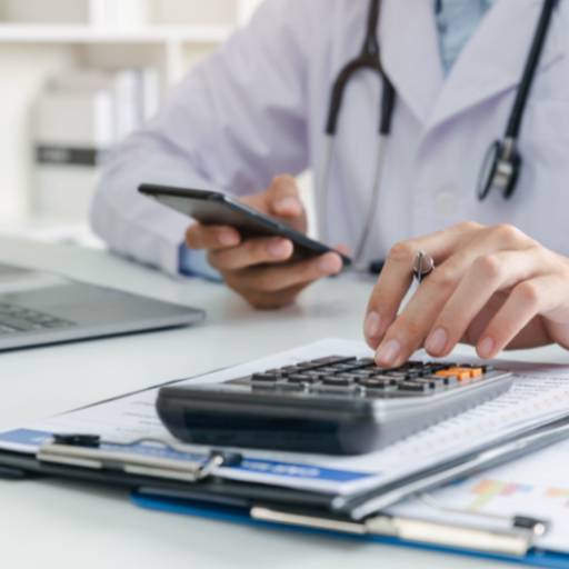 Contabilidade para Médicos por Exímia Estratégia Contábil Ltda