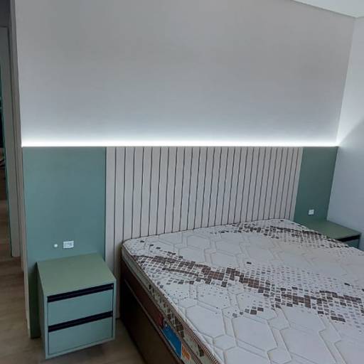 Comprar o produto de Cabeceira de Casal Sob Medida - Elegância e Personalização em Joinville, SC em Móveis Planejados - Marcenarias pela empresa Dádiva Marcenaria em Joinville, SC por Solutudo