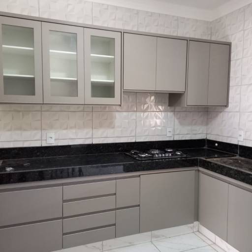 Armário Embutido - Organização Sob Medida - Patos de Minas