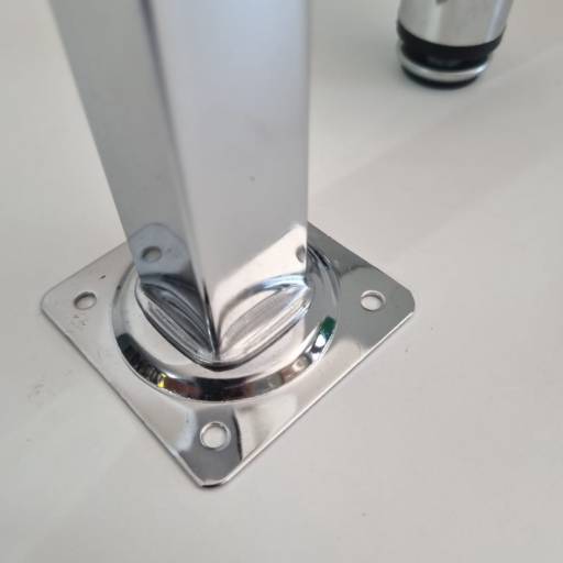 Pé para Móveis com Regulagem - Estabilidade e Adaptabilidade em Cada Detalhe por Empório Do Marceneiro Ltda