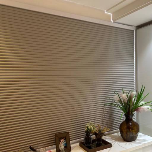 Cortina Celular Blackout 45mm em Itaberaí - Conforto e Escuridão Total com Estilo por Estilo Decorações - Cortinas e Persianas Cortina Celular Blackout 45mm em Itaberaí - Conforto e Escuridão Total com Estilo por Estilo Decorações - Cortinas e Persianas