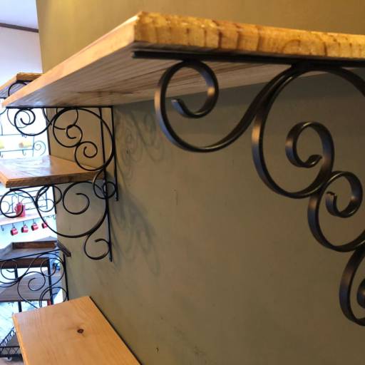 Peça Artística Colonial - Beleza Histórica em Franco da Rocha por Iron - Arte em Metal