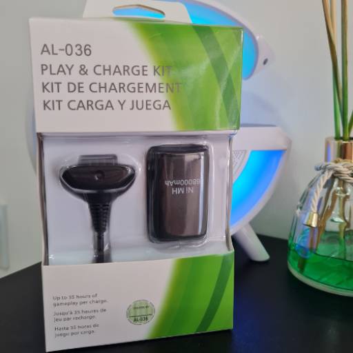 Carregador e Bateria de Xbox 360	 por iPower Tech