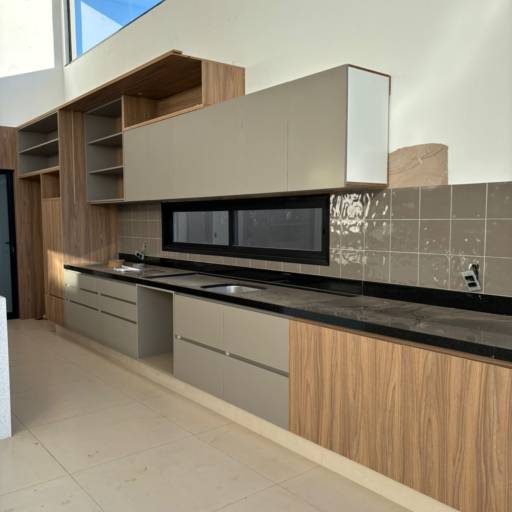 Cozinha Planejada em Bauru por Requinte Móveis Bauru