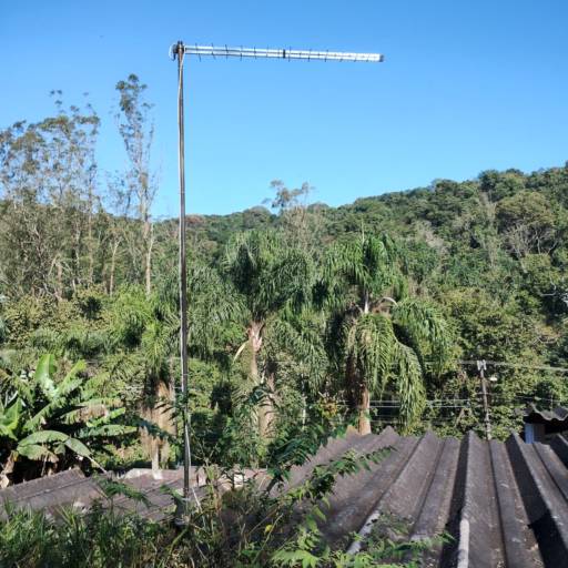 Instalação de Antena Proeletronic 38 Elementos UHF - Sinal Perfeito e Estabilidade em Santo André