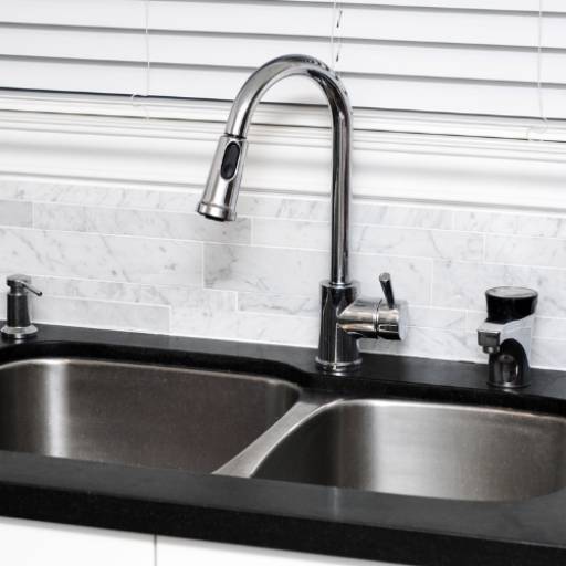 Comprar o produto de Cubas em Inox: Qualidade e Praticidade para Avaré - Decor Pedras e Mármores e Granitos em Marmorarias pela empresa Decor Pedras Mármores e Granitos / Casa e Acabamentos em Riviera de Santa Cristina XIII, SP por Solutudo