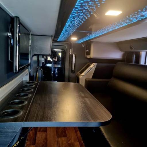 Locação de Ônibus em Uruaçu - Conforto e Confiabilidade para suas Jornadas por Athenas Turismo