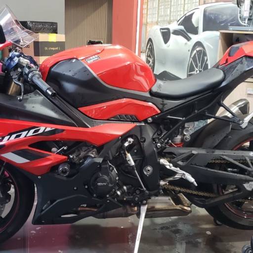 Aplicação da Película de Proteção PPF por Robsinho Envelopamento & Comunicação Visual Atibaia