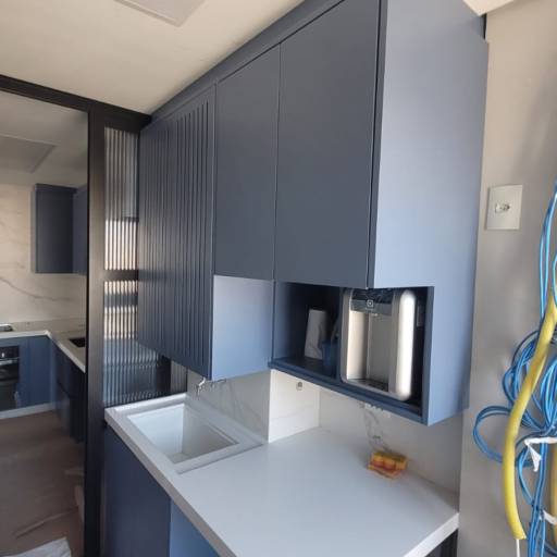 Ambiente de Lavanderia e Armário para Aquecedor por Marcenaria Divino