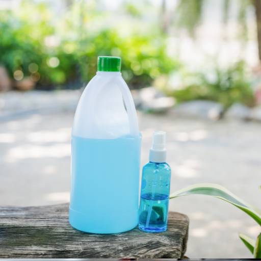 Desinfetante Galão 5L - Limpeza Eficaz e Prolongada para seu Ambiente em Caraguatatuba