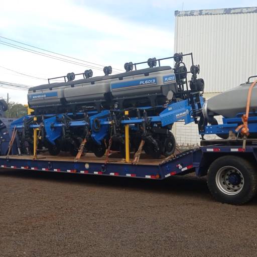 Transporte de Equipamentos Agrícolas - Segurança e Eficiência em Bebedouro