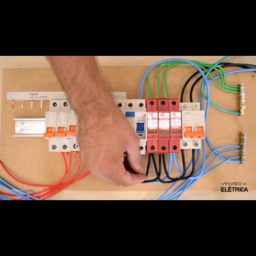 Instalações Elétricas por Couto e Silva Serviço de Manutenção Elétrica