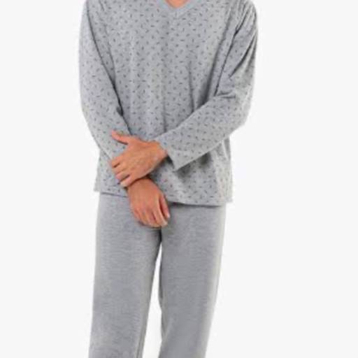 Pijama Masculino - Conforto e Estilo para suas Noites em São Manuel por Zezinho Tecidos