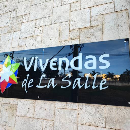 Comprar o produto de Adesivagem de vidro  em Comunicação Visual pela empresa Identifik Comunicação Visual em Botucatu, SP por Solutudo