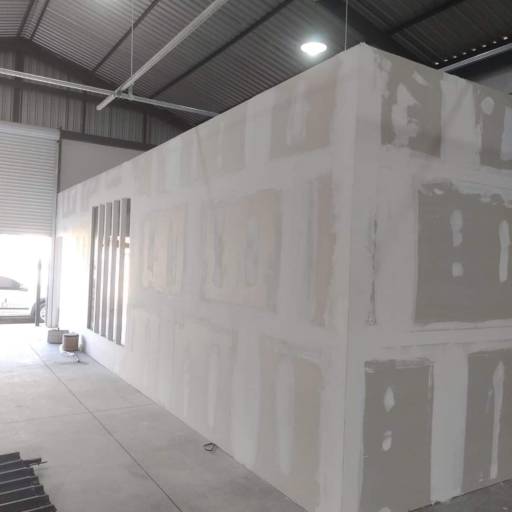 Parede Dry Wall - Flexibilidade e Funcionalidade para Projetos em Avaré, SP por Justo Gesso