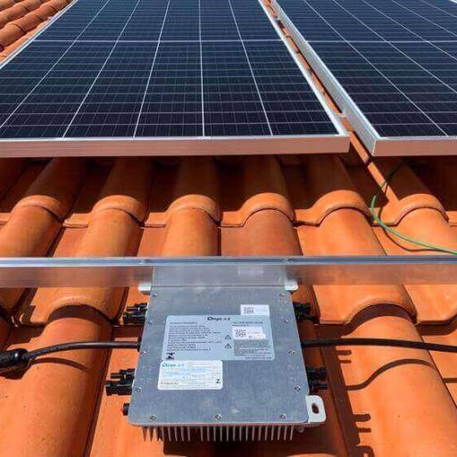 Microinversor Solar: Eficácia e Flexibilidade em Salvador, BA