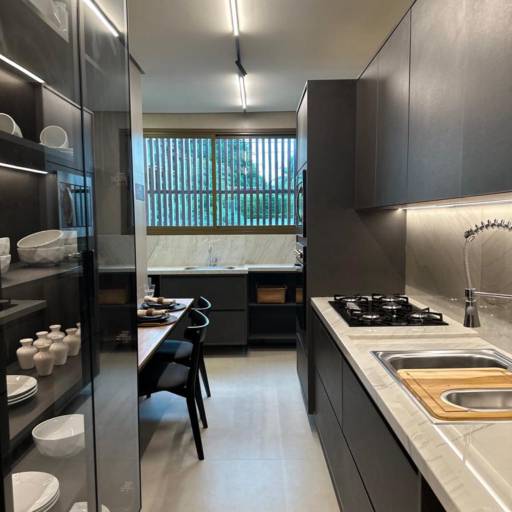 Cozinha Planejada - Praticidade e Elegância em Salvador por Marccê Móveis Planejados