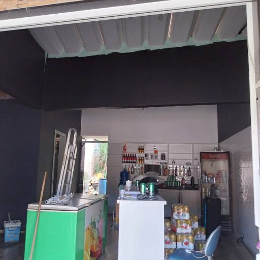 Pintura Realizada no Depósito de Bebidas do Léo - Revitalização e Estilo em Guarapari/ES por FB Pinturas e Acabamentos