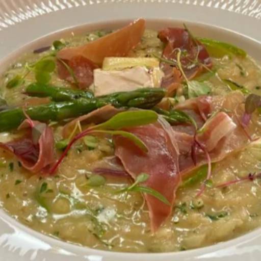 Comprar o produto de Risoto de Aspargos fresco em Restaurantes pela empresa Flá Gastronomia em Jundiaí, SP por Solutudo