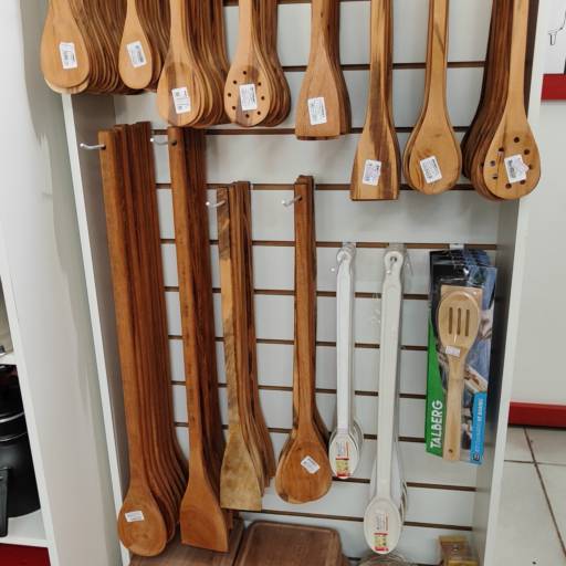 Utensílios de Madeira – Colheres e Espátulas Duráveis para sua Cozinha em Campo Grande, MS